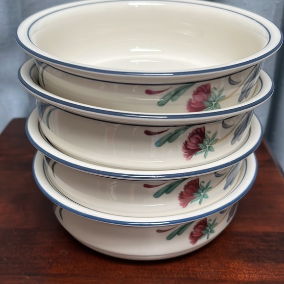 Four (4) Lenox Poppies on Blue 6 1/4" soup or Cereal Bowls - Picture 3 of 10